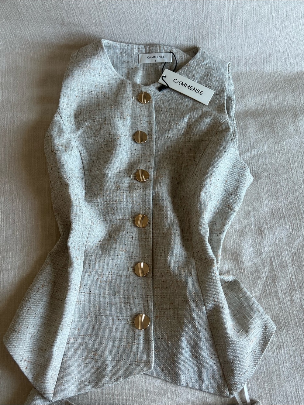 COMMENSE Tweed Buttoned Vest & Mini Shorts Set - Picture 3 of 8